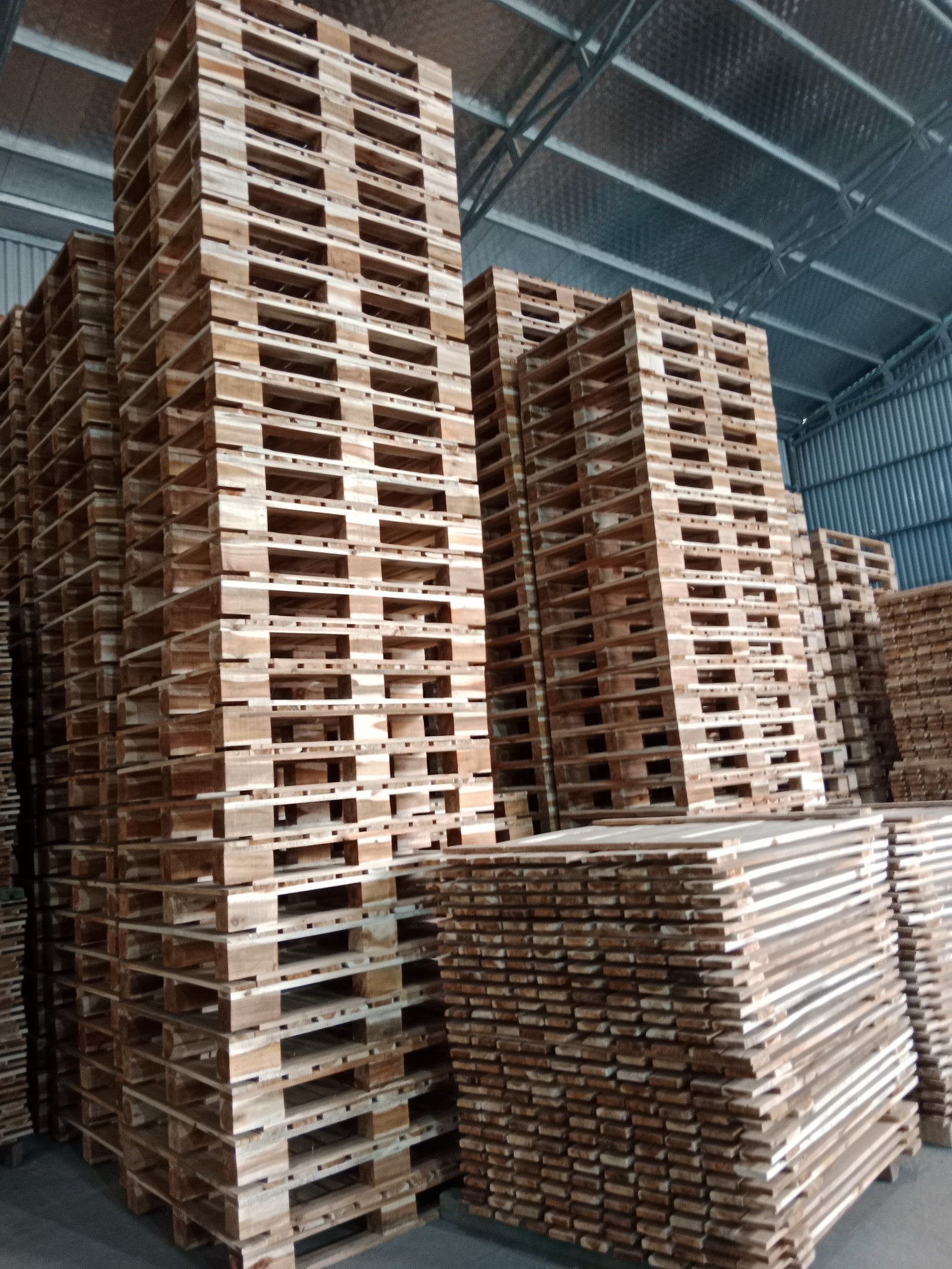 Dịch vụ đóng pallet gỗ theo yêu cầu tại Bắc Giang chất lượng tốt