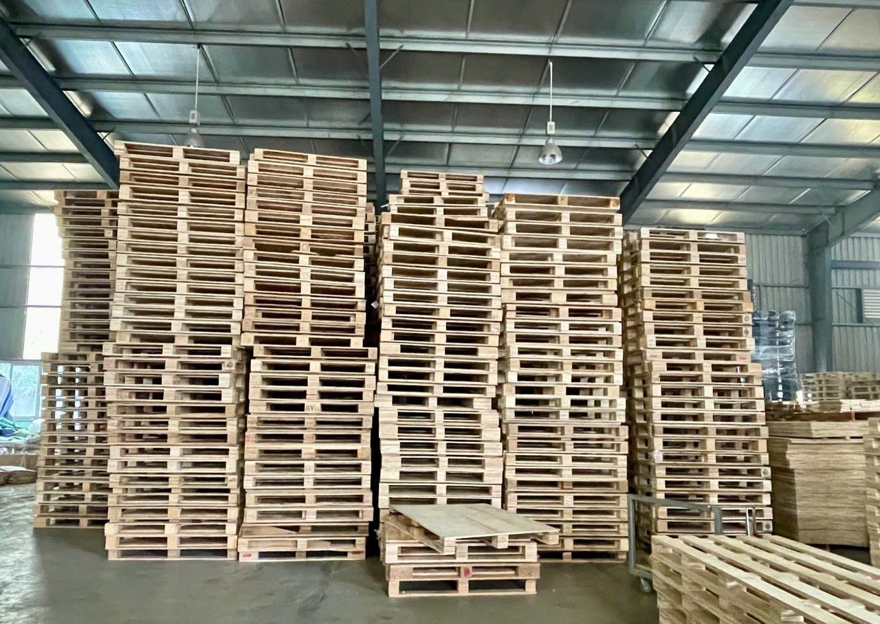 PALLET GỖ CŨ