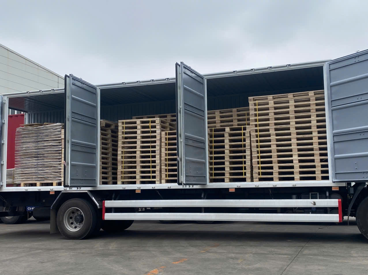 Pallet gỗ miền Bắc – Giải pháp tối ưu cho doanh nghiệp