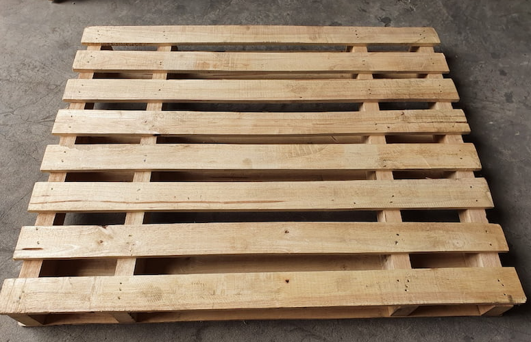 Pallet Gỗ Keo