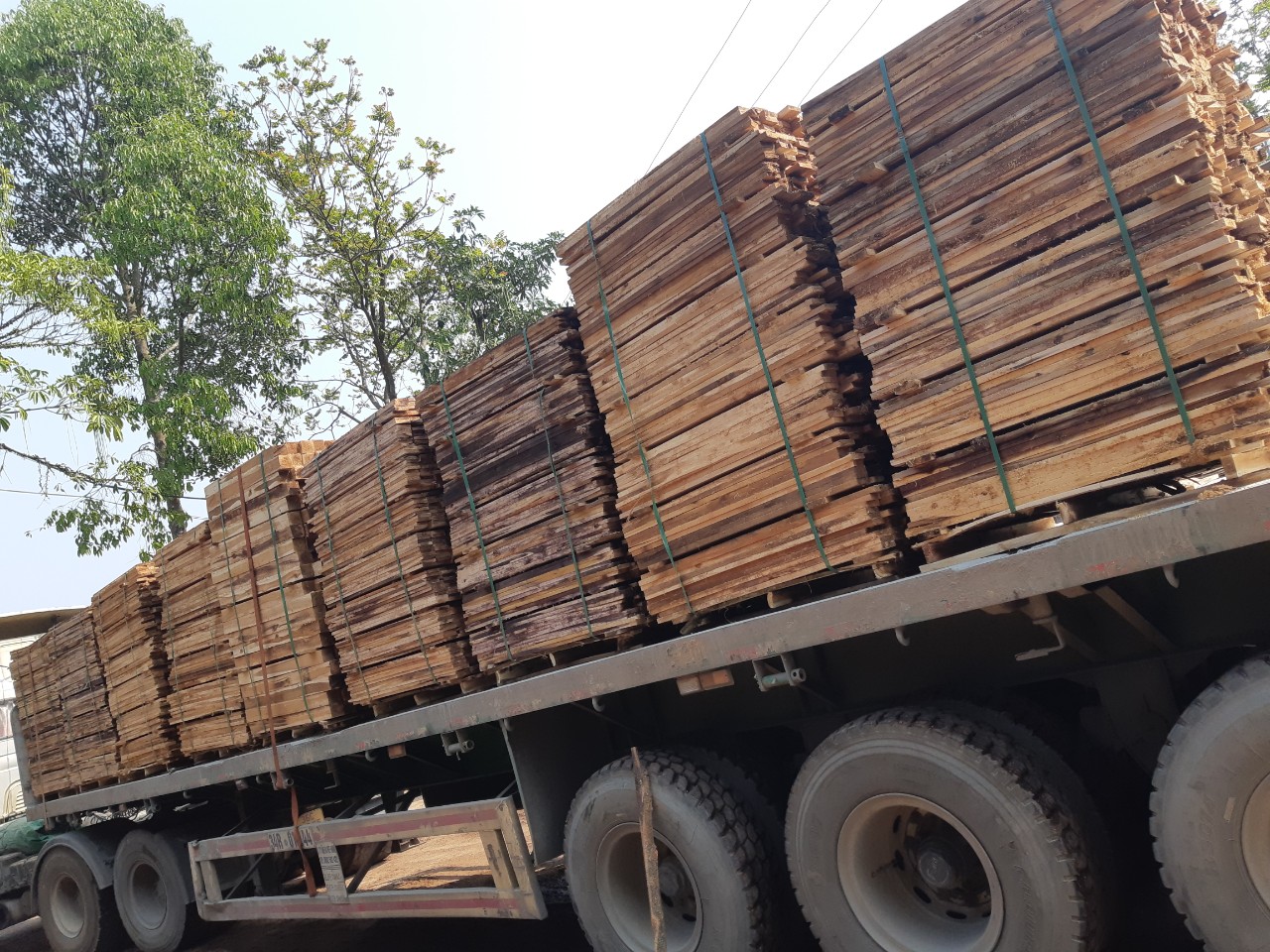 GỖ KEO XẺ NAN PALLET