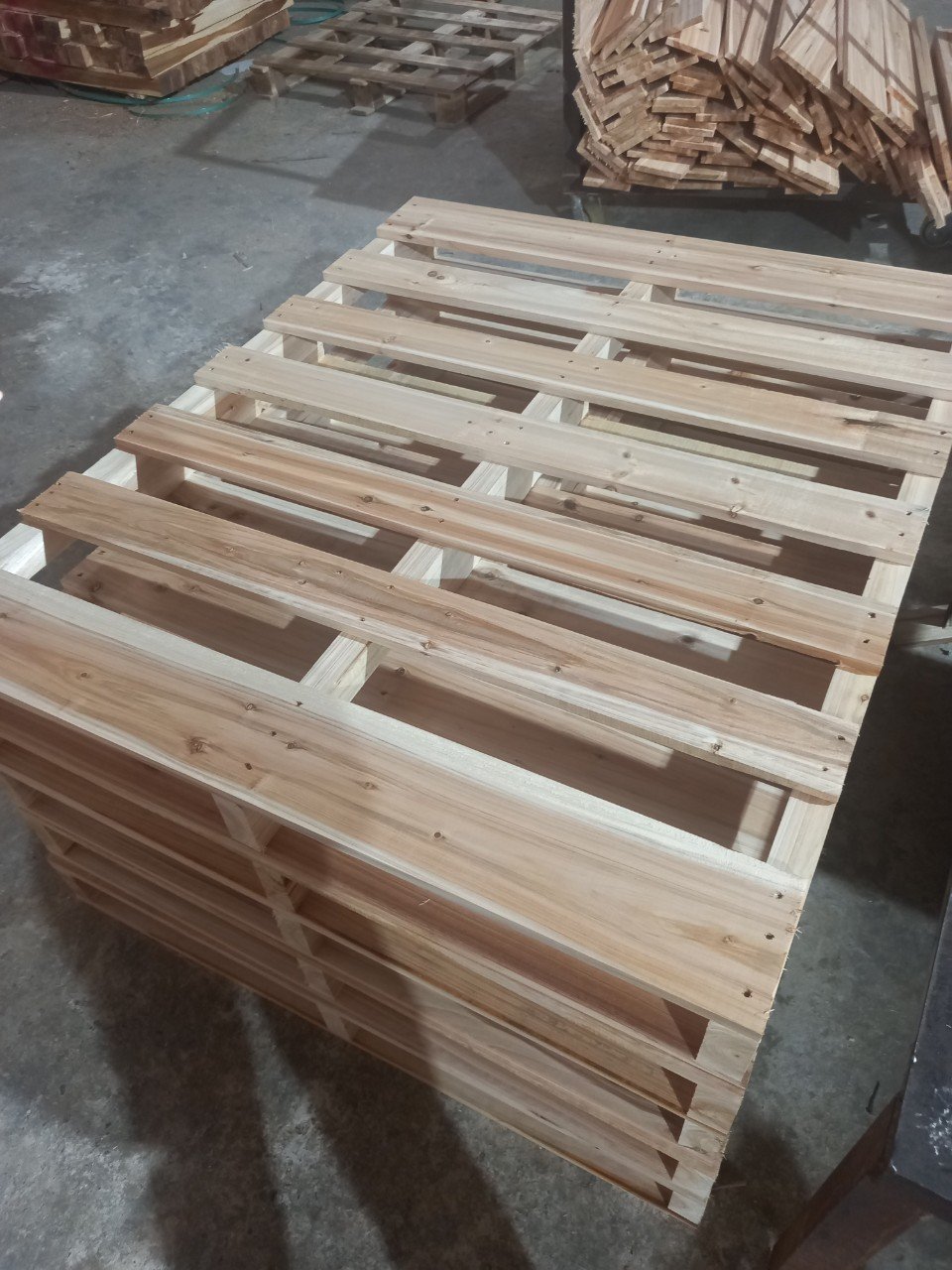 Pallet thông Hải Dương
