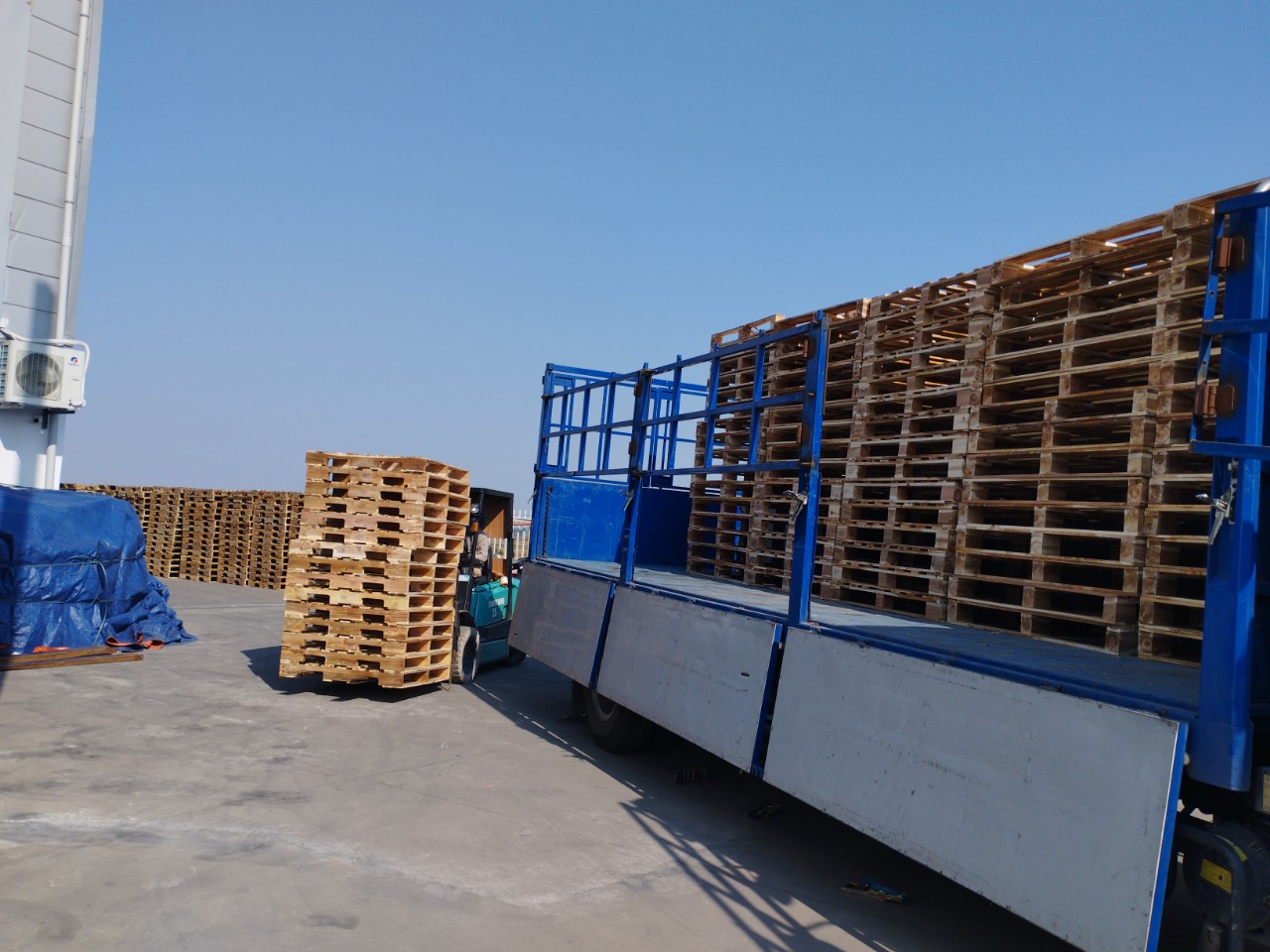 Pallet theo yêu cầu - 0977248998