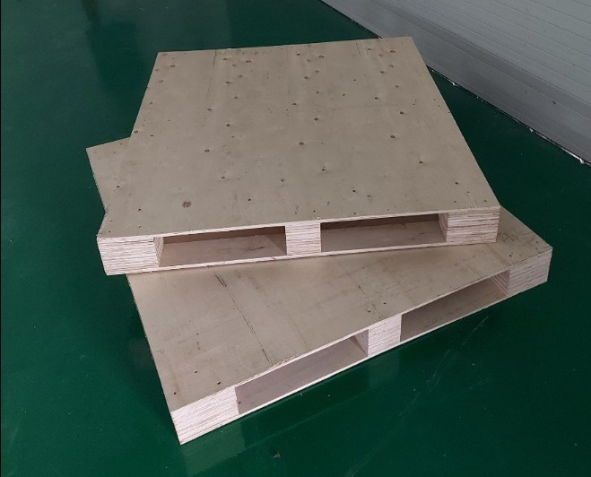 Giá Pallet ván ép liền mặt