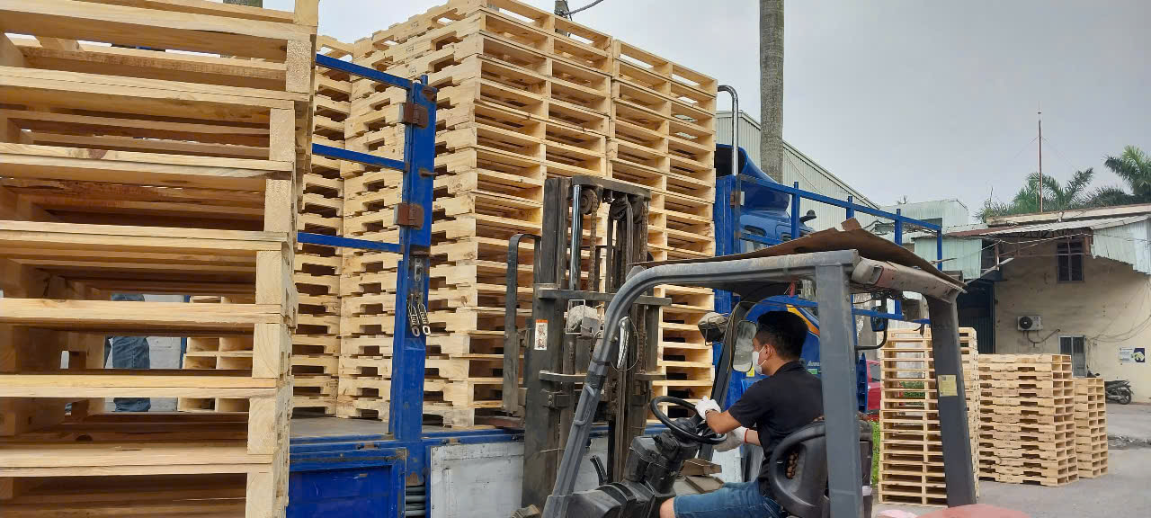 Sản Xuất Pallet Gỗ Thông Giá Tốt Nhất Xuất Khẩu